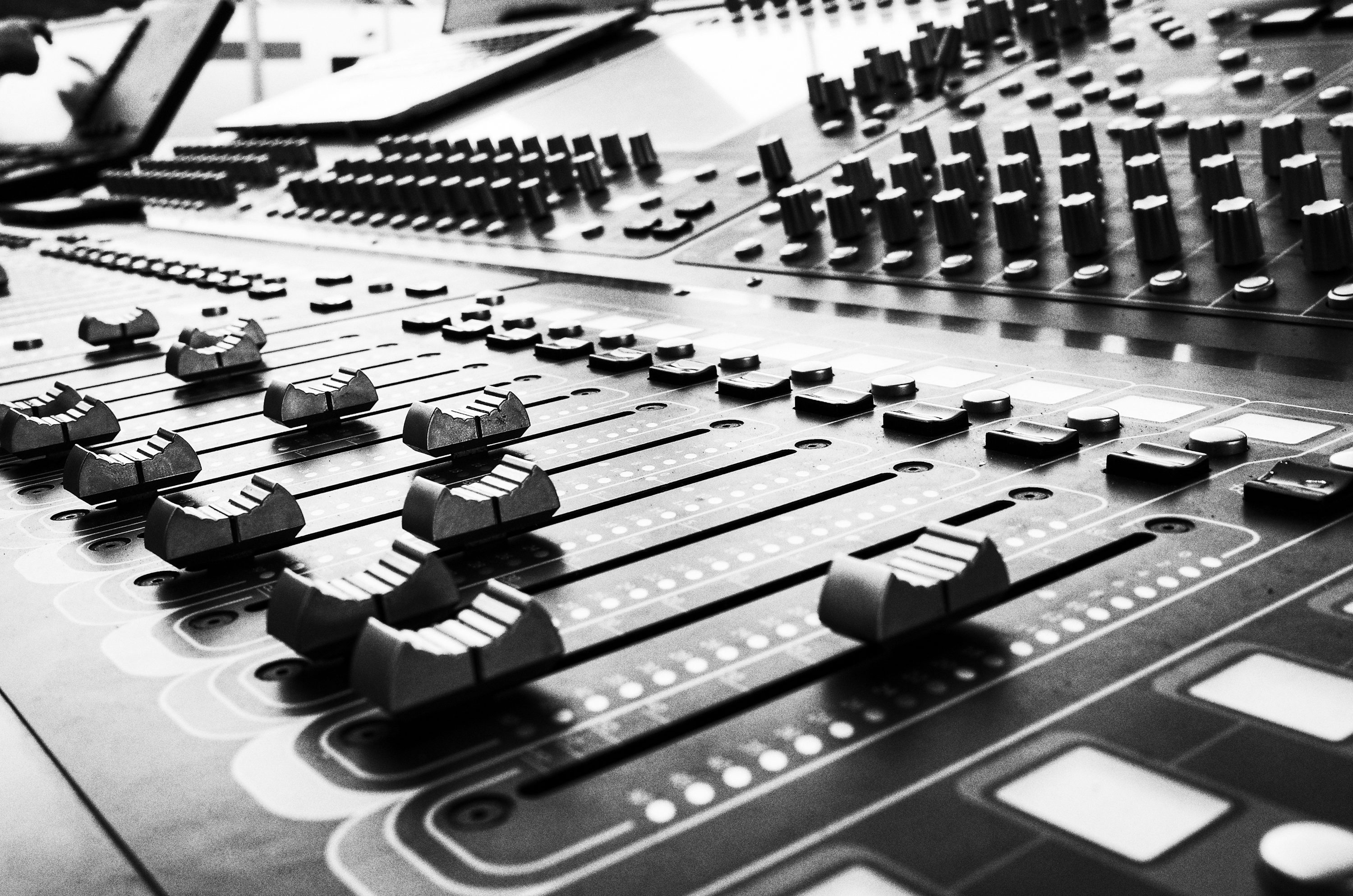 Mixer classico bianco e nero